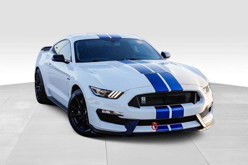 OXFORD WHITE 2017 Ford Shelby GT350 Base
