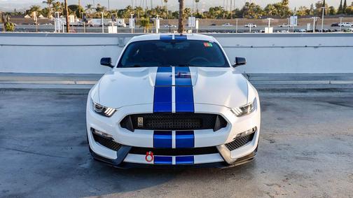 OXFORD WHITE 2017 Ford Shelby GT350 Base