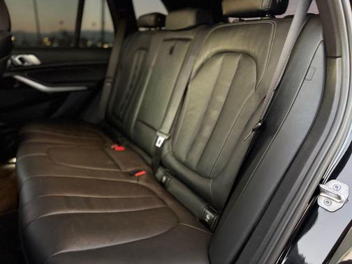 2021 BMW X5 sDrive40i