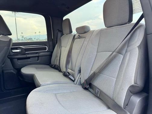 2024 RAM 3500 Big Horn Crew Cab 4x4 8' Box