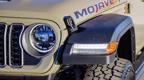 2025 Jeep Gladiator Mojave