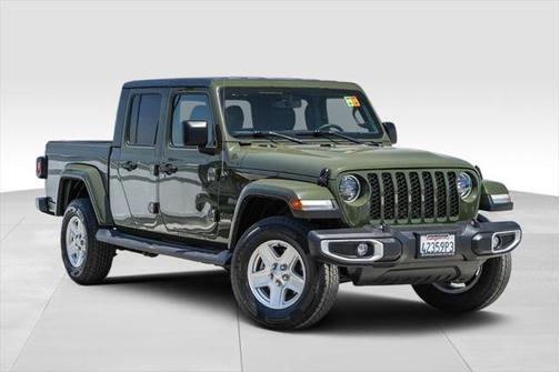 2023 Jeep Gladiator Sport S
