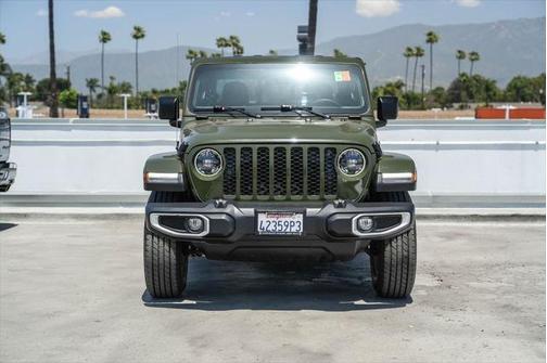 2023 Jeep Gladiator Sport S