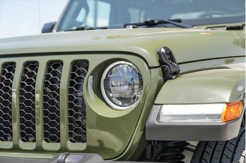2023 Jeep Gladiator Sport S