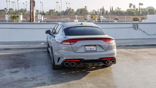 Ceramic Silver 2022 Kia Stinger GT2