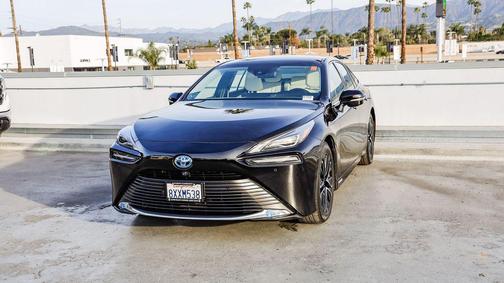 2021 Toyota Mirai Base