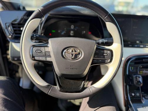 2021 Toyota Mirai Base