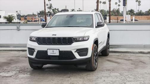2025 Jeep Grand Cherokee Altitude
