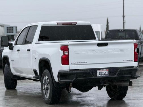 2024 Chevrolet Silverado 2500 Custom