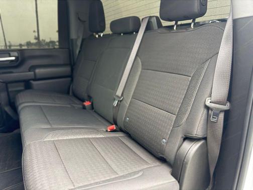 2024 Chevrolet Silverado 2500 Custom