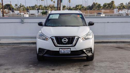 2019 Nissan Kicks S