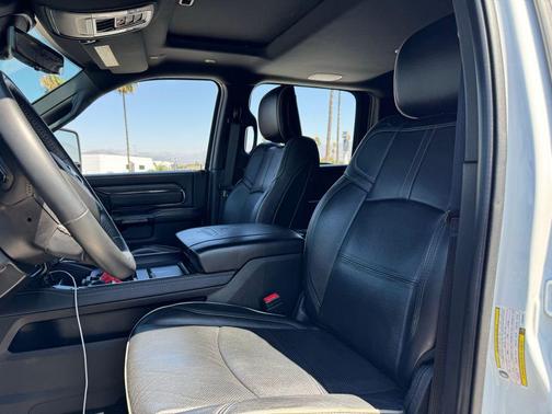 2023 RAM 3500 Limited Mega Cab 4x4 6'4' Box