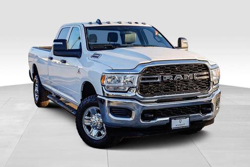 2024 RAM 2500 Tradesman Crew Cab 4x4 8' Box