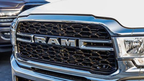 2024 RAM 2500 Tradesman Crew Cab 4x4 8' Box
