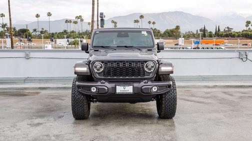 Granite Crystal Metallic Clearcoat 2026 Jeep Wrangler Willys