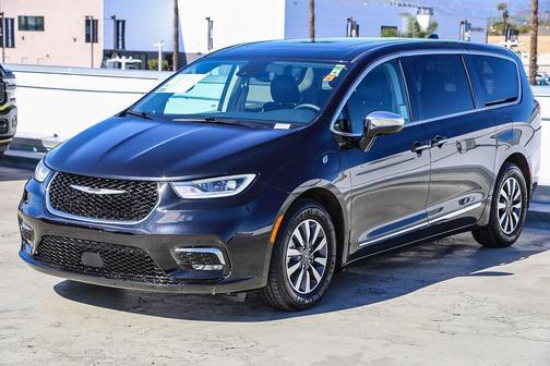 2023 Chrysler Pacifica Hybrid Limited