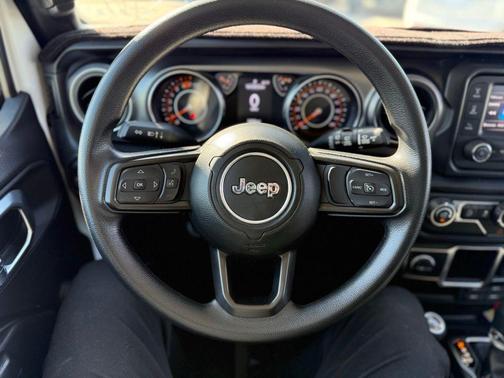 2021 Jeep Wrangler Sport S