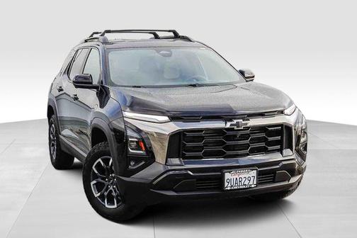 Mosaic Black Metallic 2025 Chevrolet Equinox FWD ACTIV