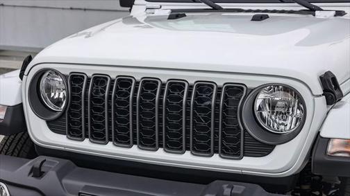 2025 Jeep Gladiator Sport S