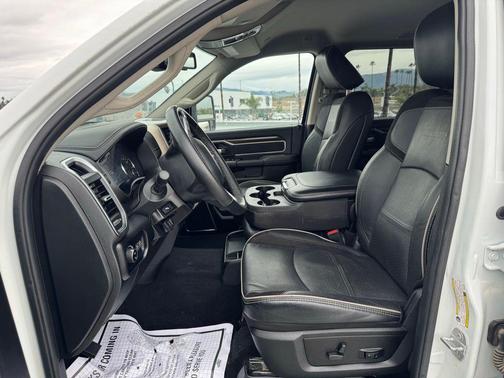 2024 RAM 2500 Laramie Crew Cab 4x4 6'4' Box