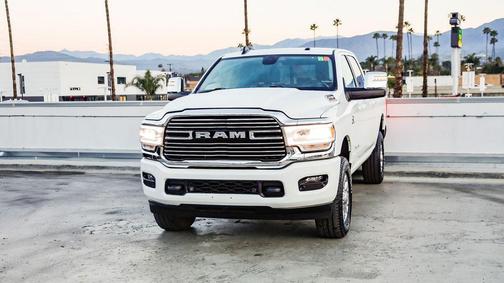2024 RAM 2500 Laramie Crew Cab 4x4 6'4' Box