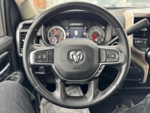 2024 RAM 2500 Laramie Crew Cab 4x4 6'4' Box