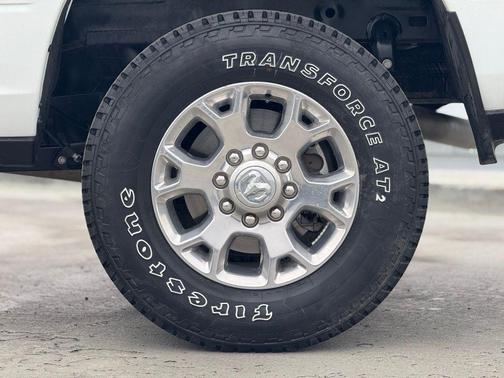 2024 RAM 2500 Laramie Crew Cab 4x4 6'4' Box