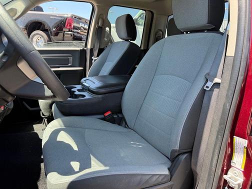 Delmonico Red Pearlcoat 2024 RAM 1500 Classic SLT