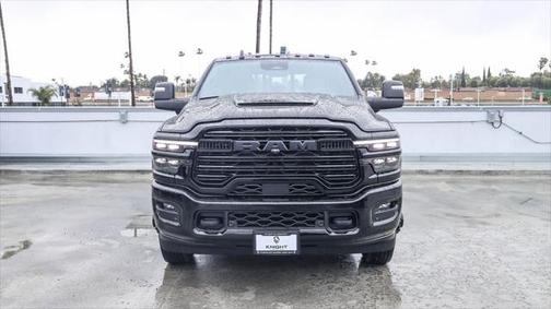 2025 RAM 3500 Laramie Crew Cab 4x4 8' Box