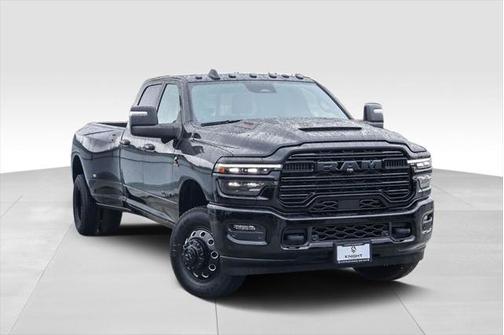 2025 RAM 3500 Laramie Crew Cab 4x4 8' Box
