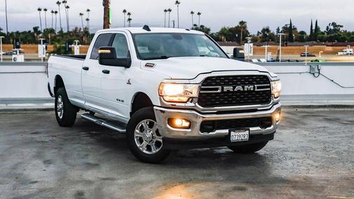 2023 RAM 2500 Big Horn Crew Cab 4x4 8' Box