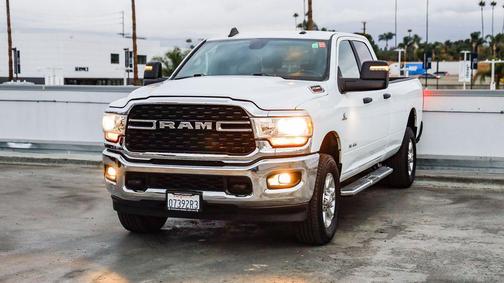 2023 RAM 2500 Big Horn Crew Cab 4x4 8' Box