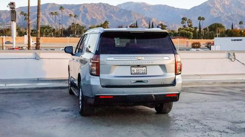 2024 Chevrolet Suburban LT