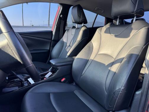 2020 Toyota Prius Prime XLE