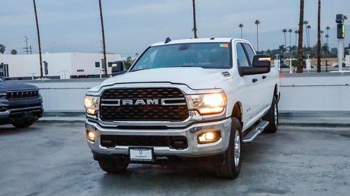 2024 RAM 2500 Big Horn Crew Cab 4x4 8' Box
