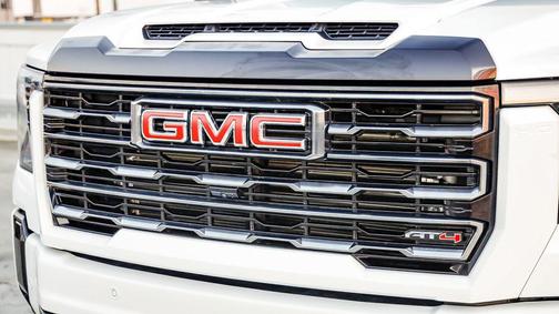 2025 GMC Sierra 2500 AT4