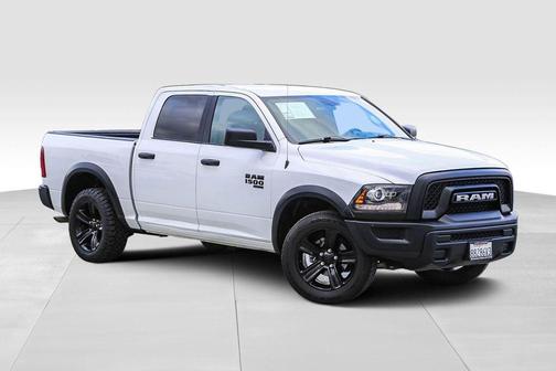 2024 RAM 1500 Classic Warlock Crew Cab 4x4 5'7' Box