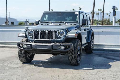 2025 Jeep Wrangler 4xe Sahara