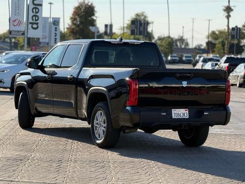 2022 Toyota Tundra SR5
