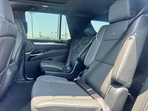 2025 Cadillac Escalade Premium Luxury