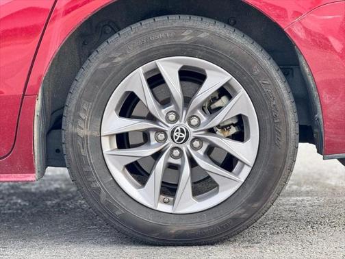 2022 Toyota Sienna LE
