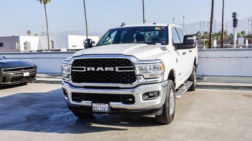 Bright White Clearcoat 2024 RAM 2500 Big Horn Crew Cab 4x4 6'4' Box