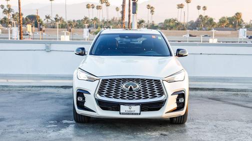 2022 INFINITI QX55 LUXE