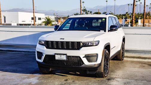2025 Jeep Grand Cherokee Altitude
