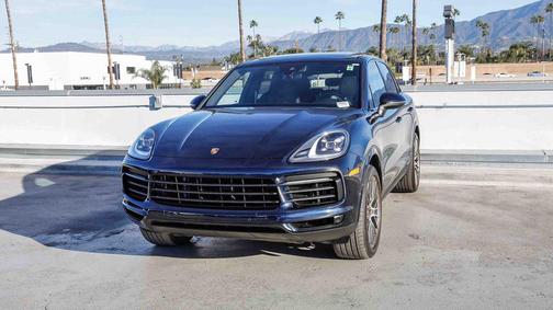 2023 Porsche Cayenne Platinum Edition