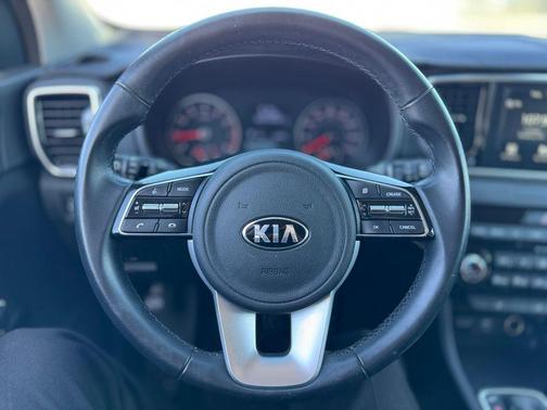2020 Kia Sportage EX