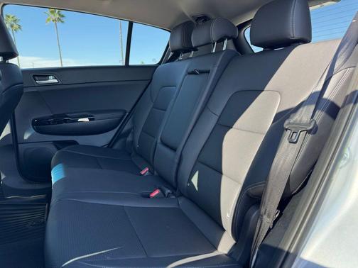 2020 Kia Sportage EX