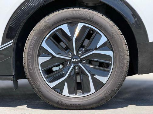 2022 Kia EV6 Wind