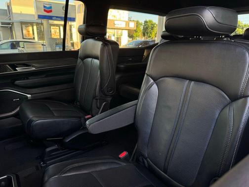 2024 Jeep Wagoneer Series II 4x4