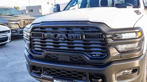 Bright White Clearcoat 2026 RAM 3500 Tradesman Crew Cab 4x4 8' Box